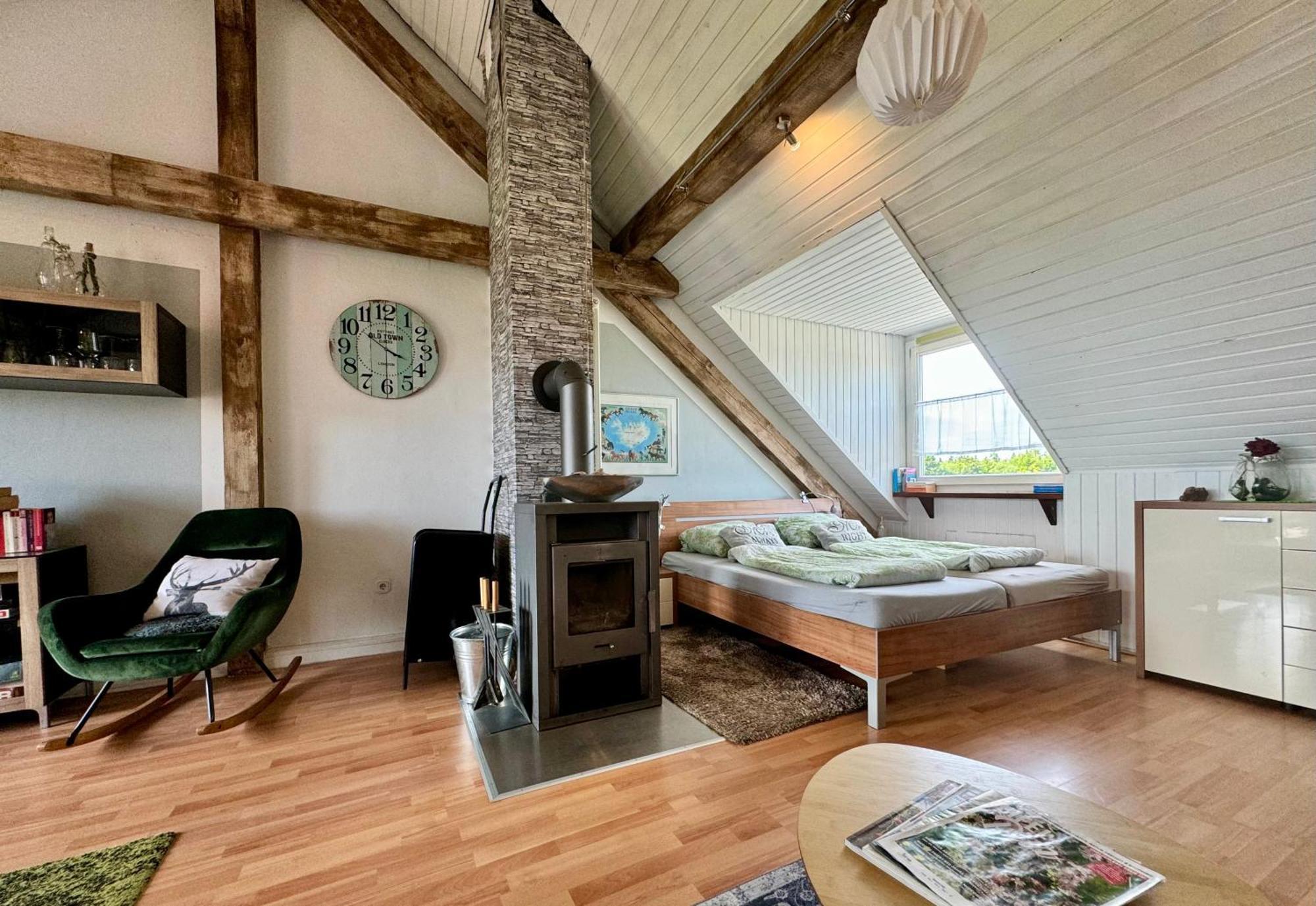 Hof Vierzehnender Im Hohen Venn - 70Qm Fachwerk-Studio - Grosses Wohn-Schlafzimmer Mit Dachterrasse Und Kaminofen - Separate Kueche - Perfekt Fuer Paare - Monschau - Eifel - Hunde Willkommen - Islandpferde Екстериор снимка